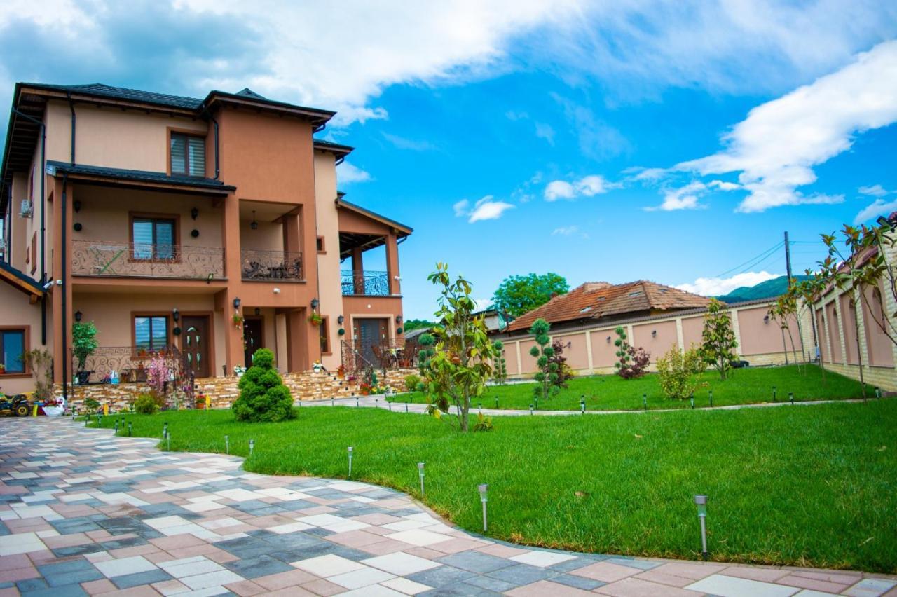 CASA ERk Panzió Călimăneşti Kültér fotó