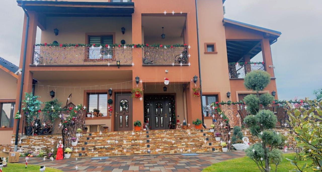CASA ERk Panzió Călimăneşti Kültér fotó