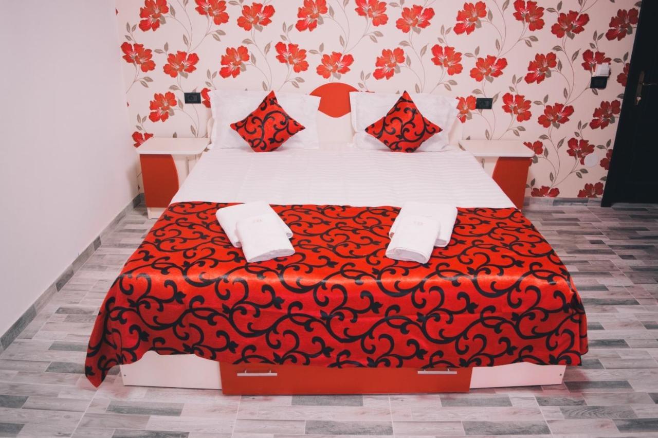 CASA ERk Panzió Călimăneşti Kültér fotó