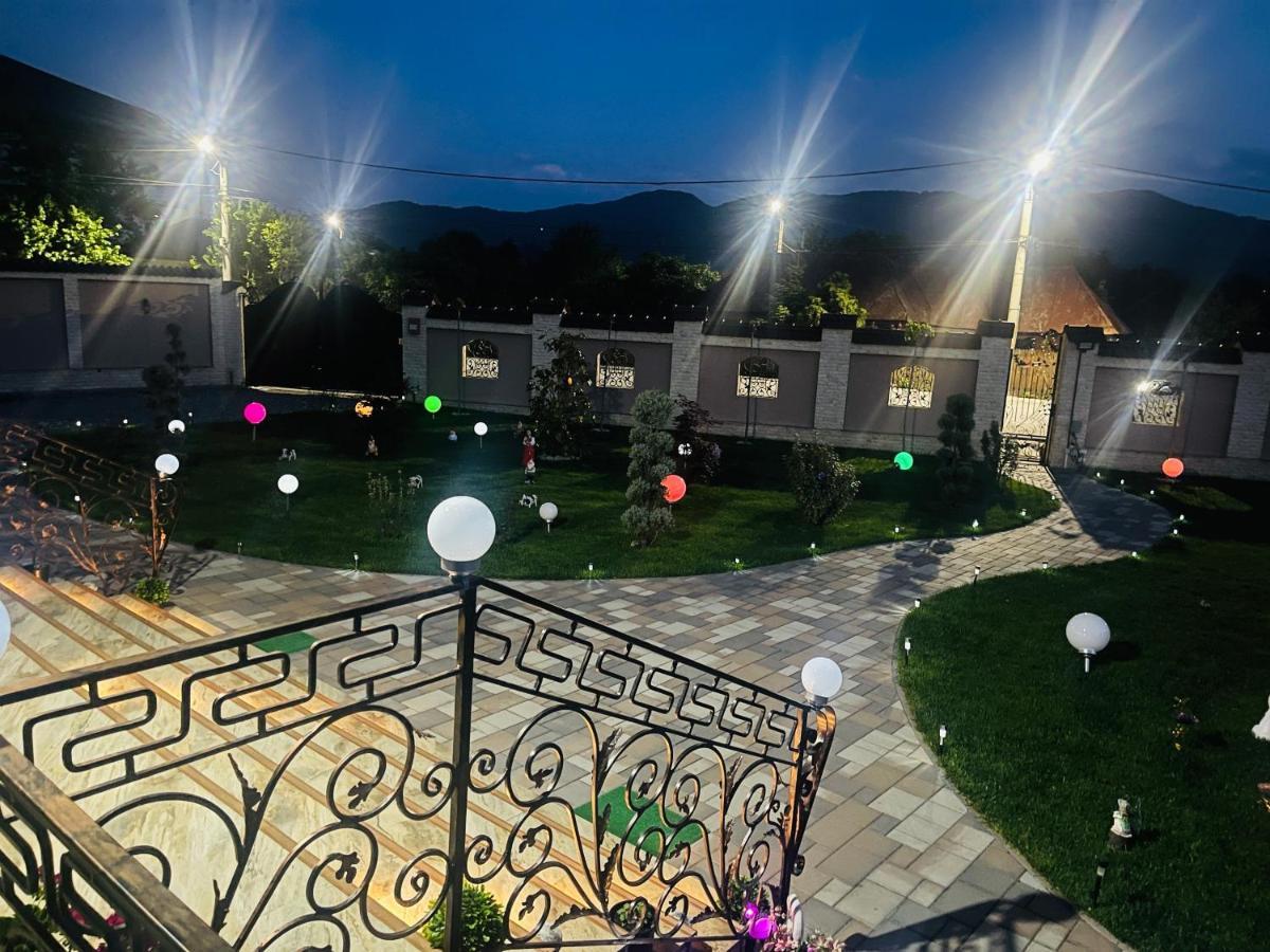 CASA ERk Panzió Călimăneşti Kültér fotó