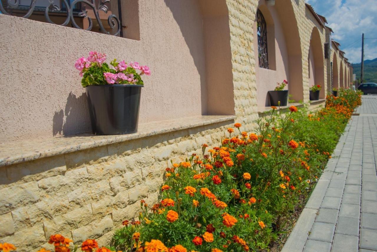CASA ERk Panzió Călimăneşti Kültér fotó