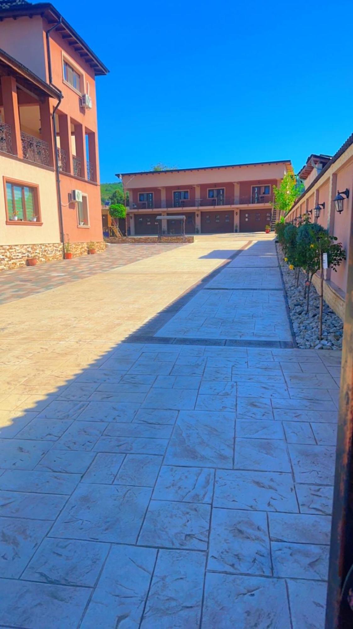 CASA ERk Panzió Călimăneşti Kültér fotó