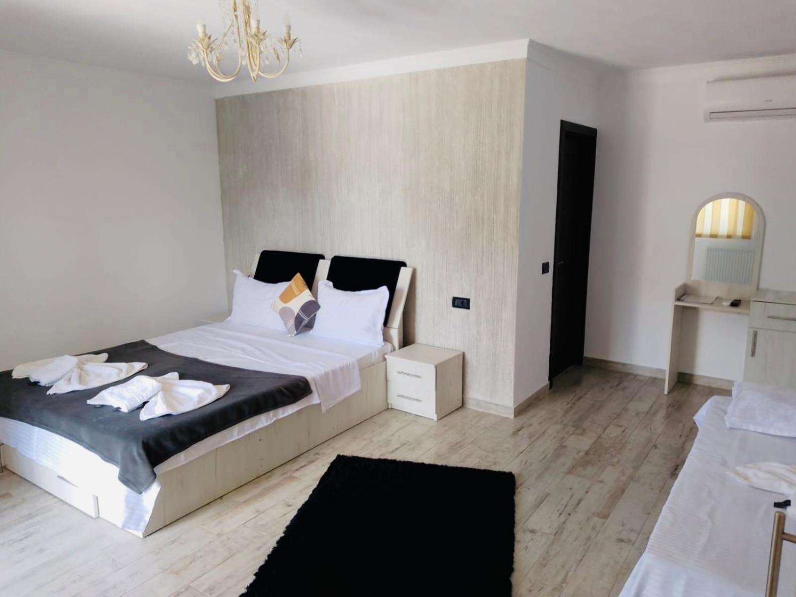 CASA ERk Panzió Călimăneşti Kültér fotó