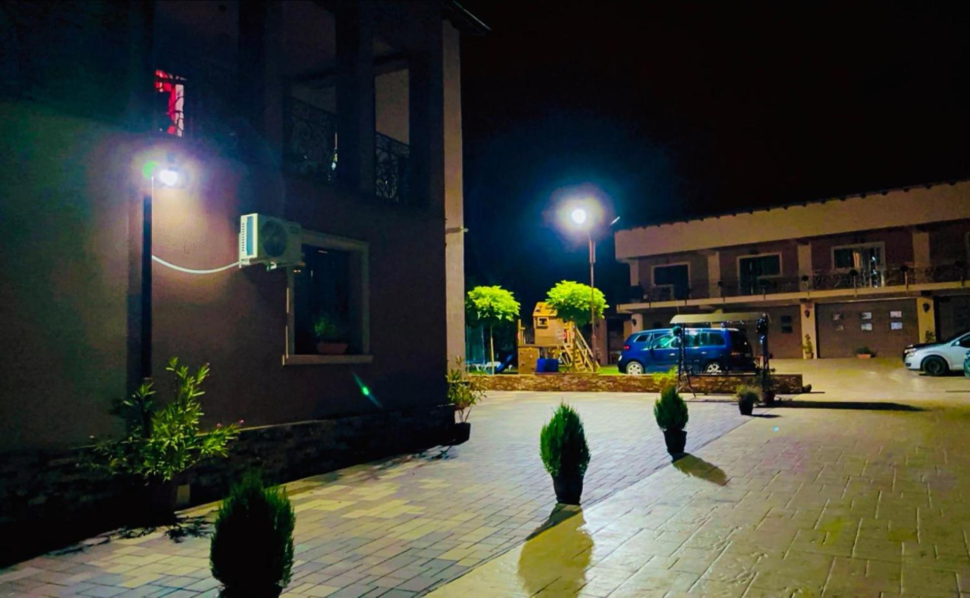 CASA ERk Panzió Călimăneşti Kültér fotó